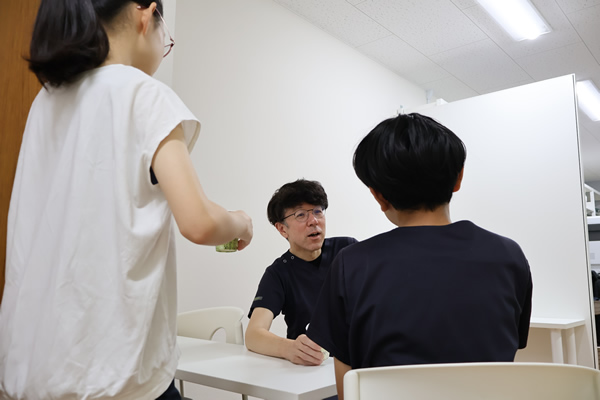 院長　山寺　慎一